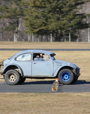 Illustration for article titled Why You Should Run Autocross Even If Your Car Is A Hunk Of Crap